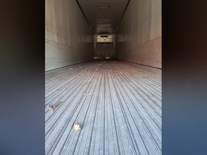 2017 UTILITY TRAILERS VS2RA 48/162/964e0c35df4af4545ce17dab5b22abd8eb