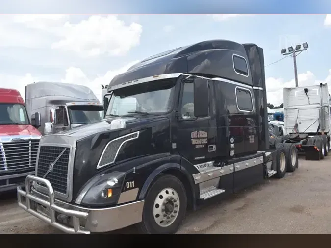 2018 VOLVO VNL64T7804e0c572f8d6fe3e198c2594c95a15bb8