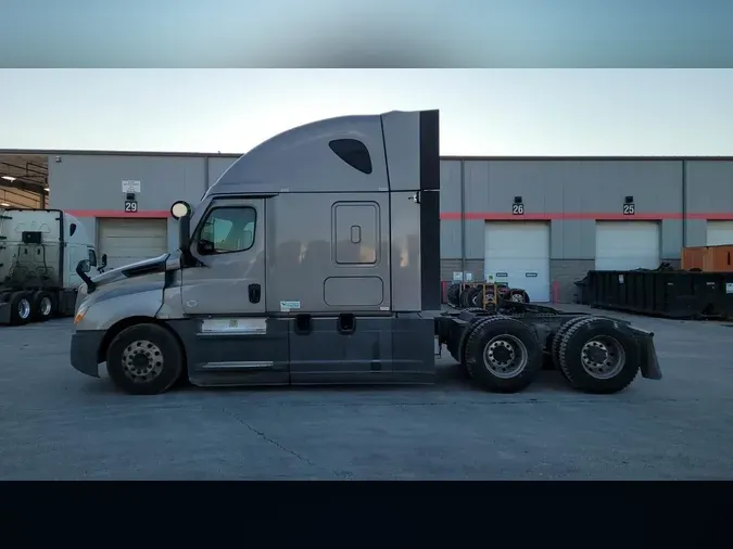 2021 Freightliner Cascadia