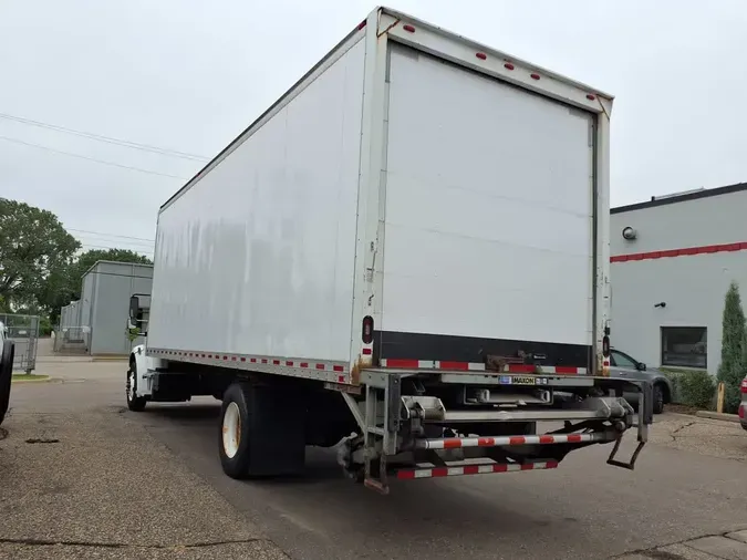 2018 FREIGHTLINER M2 106