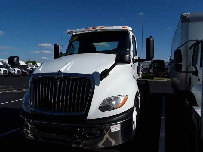 2019 NAVISTAR INTERNATIONAL LT625 DAYCAB T/A4e12b8dea4c46f8223de7aaf3e04ccdc