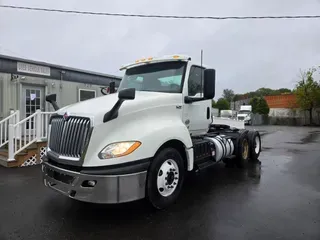 2019 NAVISTAR INTERNATIONAL LT625 DAYCAB T/A
