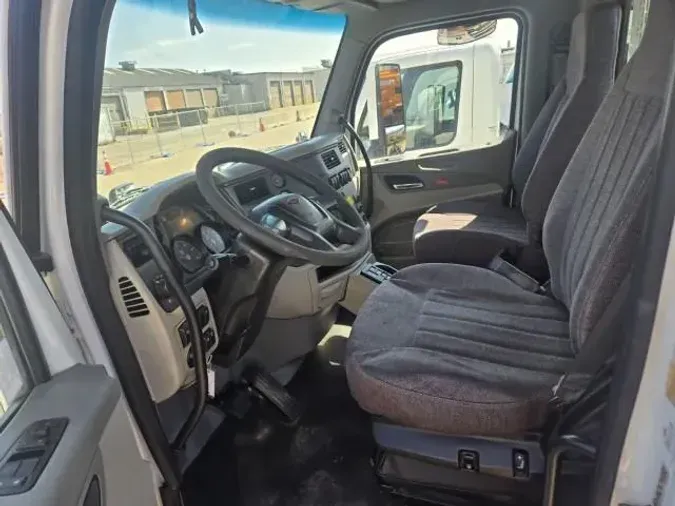 2018 Peterbilt 5794e18f3de364ce195928b8bb921a0592f