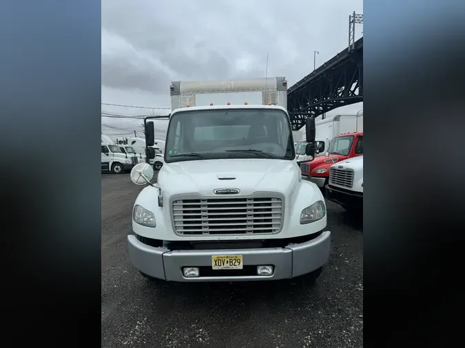 2016 FREIGHTLINER/MERCEDES M2 106