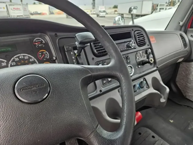2018 FREIGHTLINER/MERCEDES M2 106