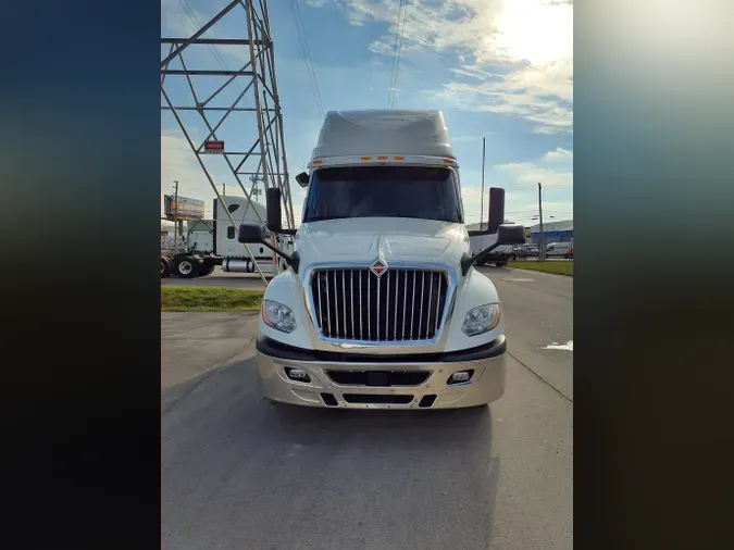 2019 NAVISTAR INTERNATIONAL LT625 SLPR CAB