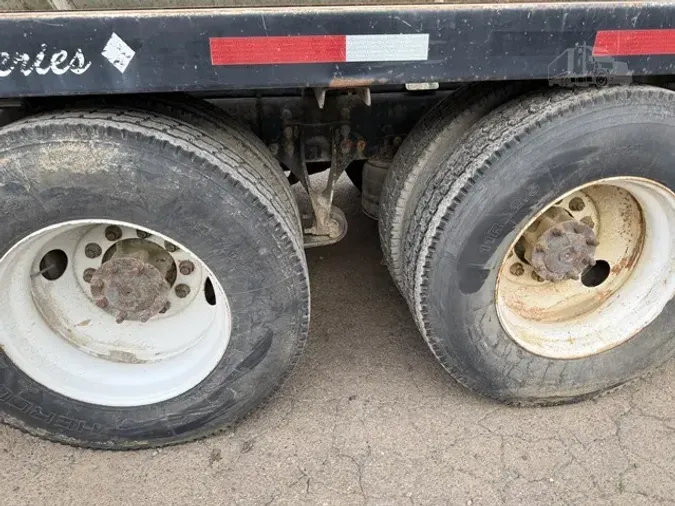 2003 INTERNATIONAL 9200