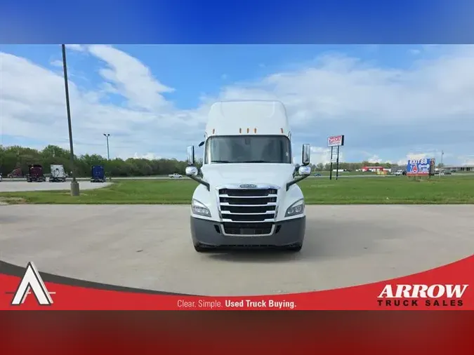 2020 FREIGHTLINER CA126