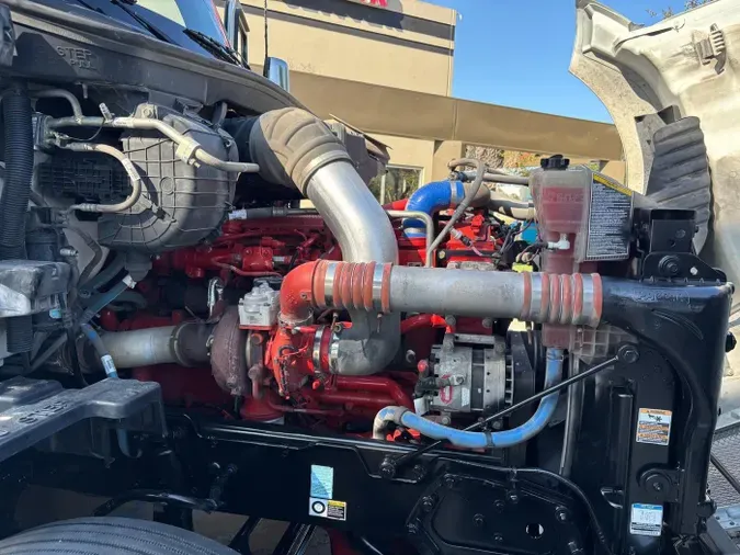 2022 Kenworth T6804e1f2ad0286608dac4b9847e54b275bf