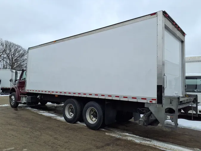 2018 FREIGHTLINER/MERCEDES M2 106