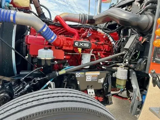 2021 Peterbilt 389