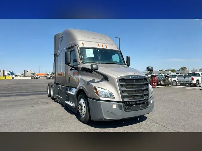 2023 Freightliner Cascadia4e219e17f9ffc7b4cb12dd084ea0fd3e