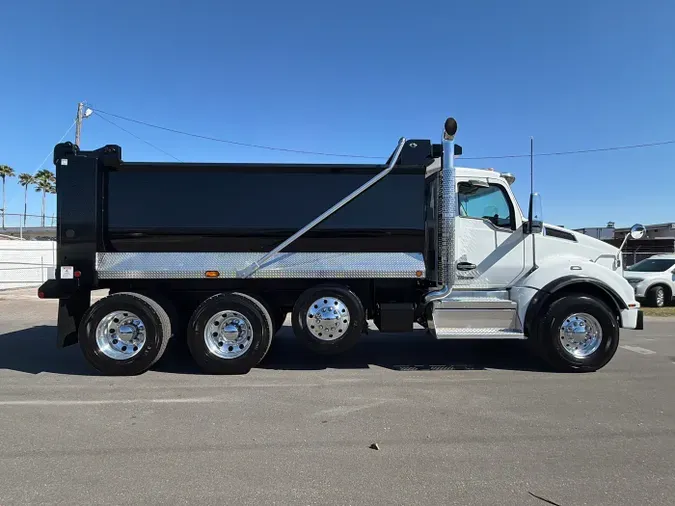 2026 Kenworth T880 Short Hood4e21f538e1ae6f8bb7a51474bda09b12