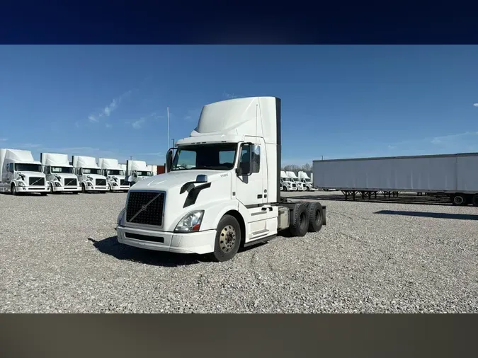 2018 Volvo VNL300