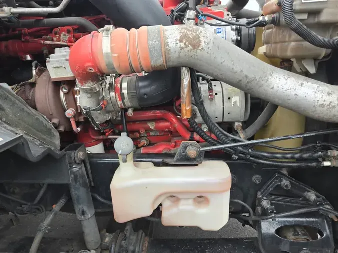 2019 NAVISTAR INTERNATIONAL LT625 DAYCAB T/A
