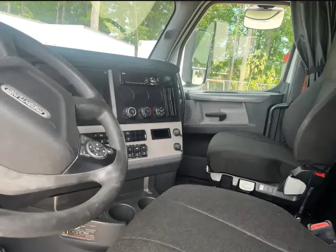2021 FREIGHTLINER/MERCEDES NEW CASCADIA PX126644e23f81a59bdef60a8090cb923901fca