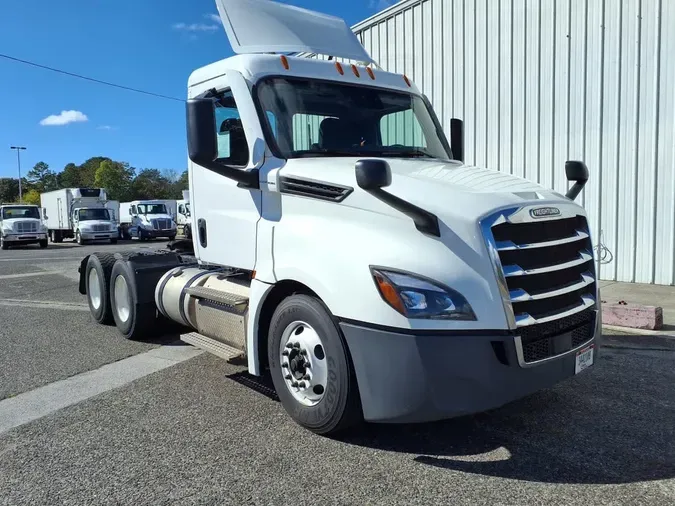 2022 FREIGHTLINER/MERCEDES NEW CASCADIA PX12664