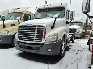 2018 FREIGHTLINER/MERCEDES CASCADIA 125