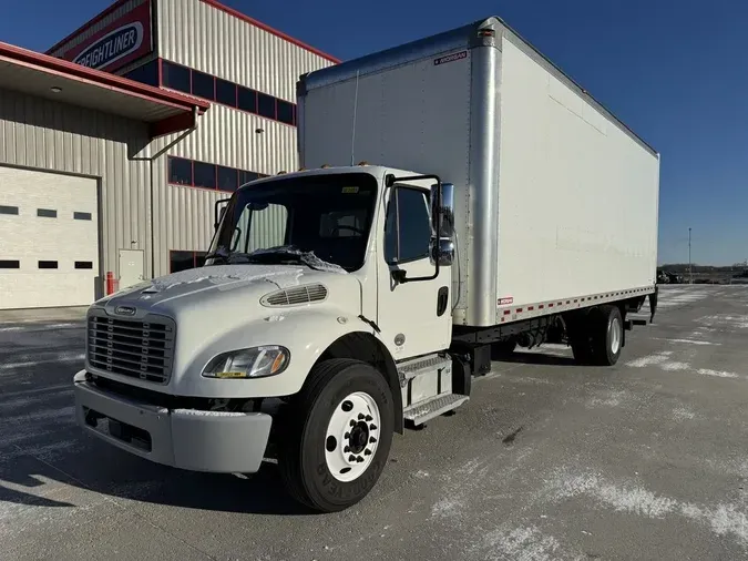 2018 Freightliner M2 106