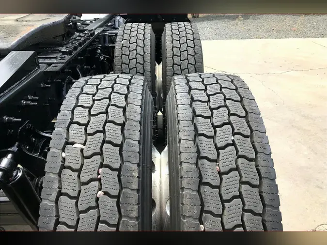 2021 INT LT625 6x4