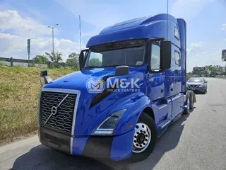 2020 VOLVO VNL64T860