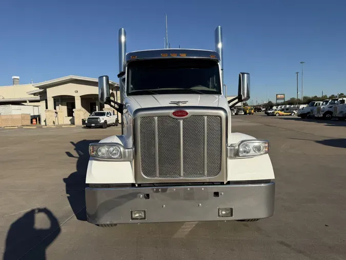 2021 Peterbilt 567