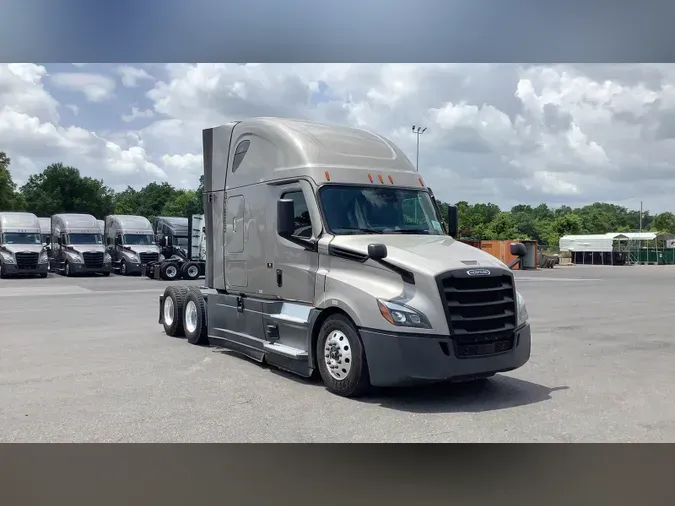 2024 Freightliner Cascadia4e31039a796c42b73f77f44e26e90f21