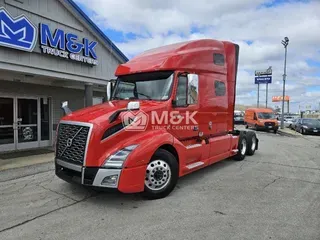 2022 VOLVO VNL64T760