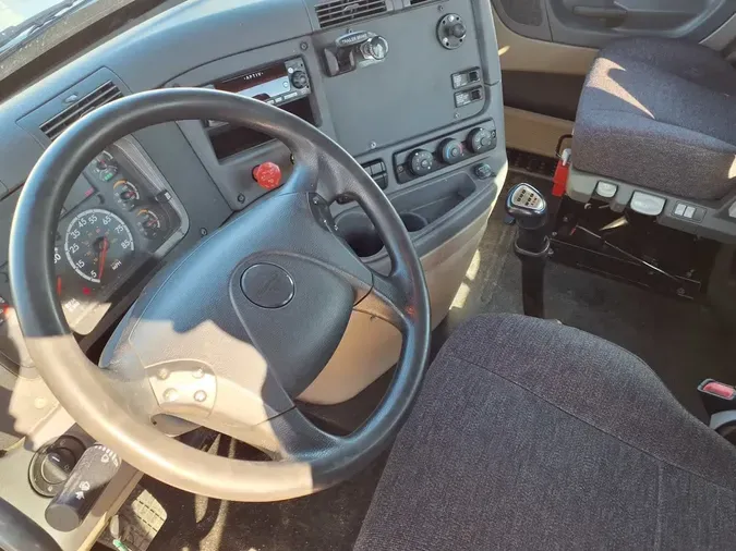 2019 FREIGHTLINER/MERCEDES CASCADIA 1254e33727dd2588ce210e05ff12ac00dd1