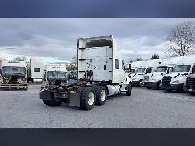 2020 International LT4e36ece6dcf9a3950dad9b2f5548a9c9