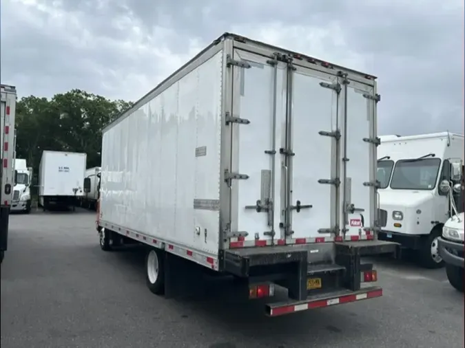 2020 ISUZU NQR