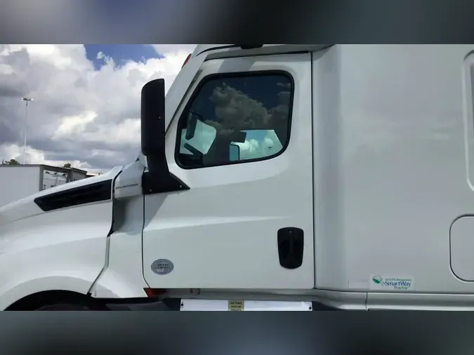 2022 Freightliner Cascadia 1264e3b3624076dcdb7da54528ab8fea5cd