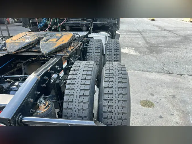 2022 Freightliner Cascadia 1264e3d2e3c6c71fe0c8d89408abb4322b9