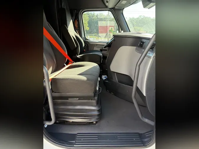2022 FREIGHTLINER/MERCEDES NEW CASCADIA PX12664