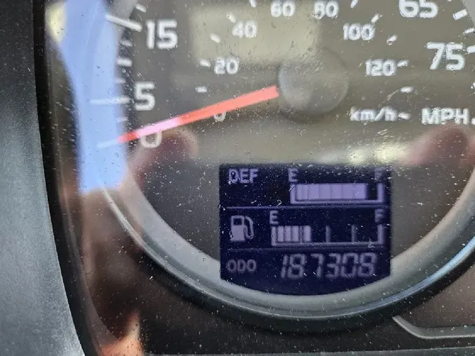 2015 HINO 338 Reefer