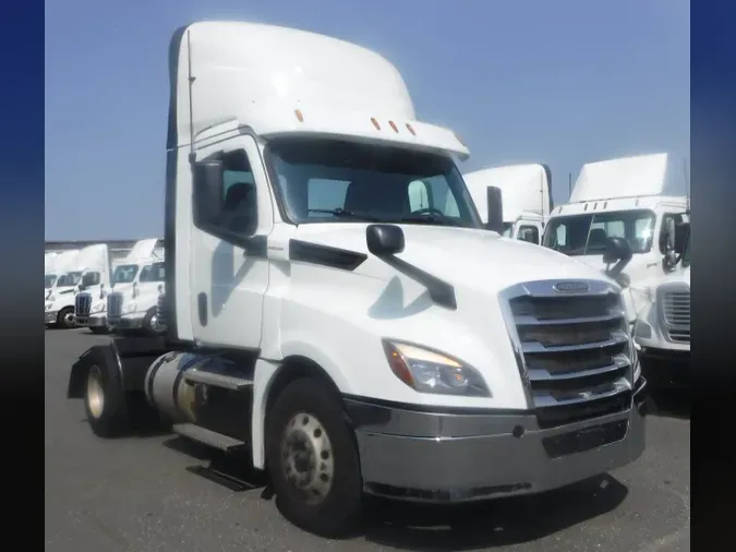 2019 FREIGHTLINER NEW CASCADIA 126