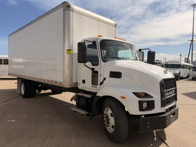 2022 Mack MD6