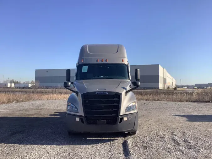 2021 Freightliner Cascadia