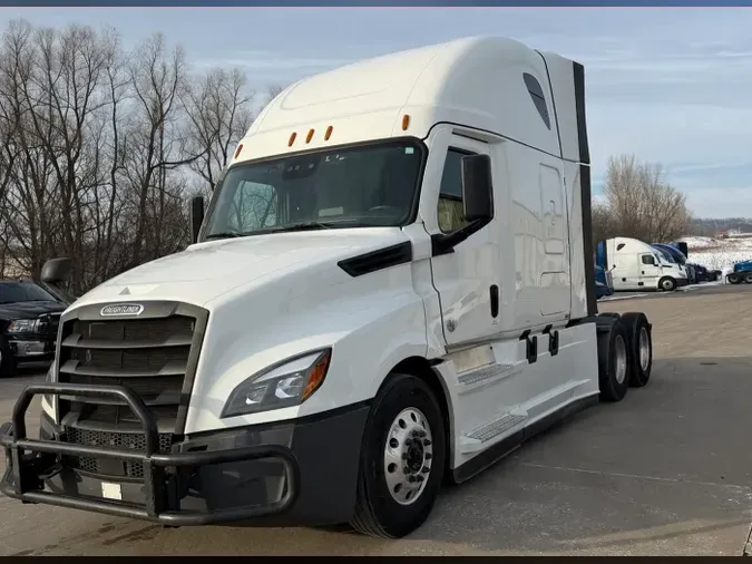 2022 Freightliner Cascadia