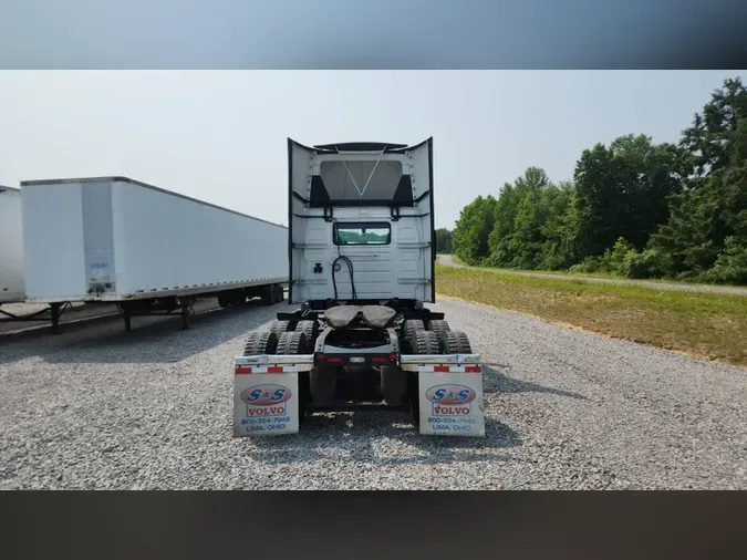 2019 Volvo VNL300