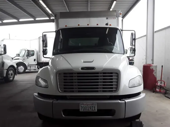 2017 FREIGHTLINER M2 106