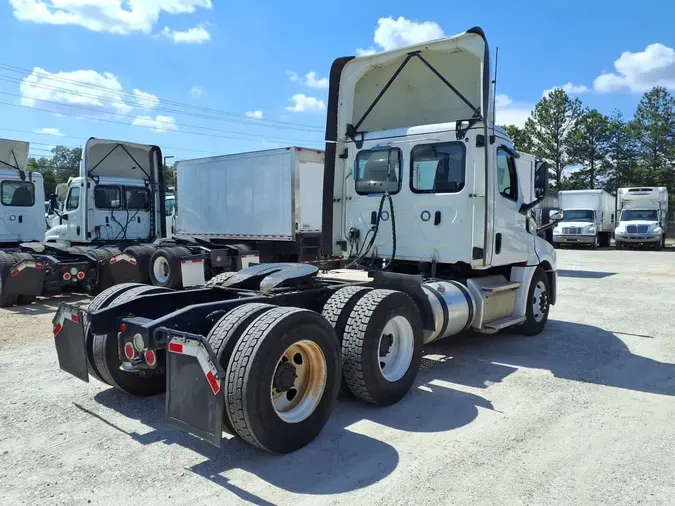 2020 FREIGHTLINER/MERCEDES NEW CASCADIA PX126644e4ceea91da37d2f017397afc2d2ffc2