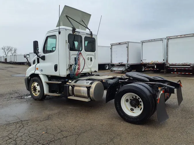 2018 FREIGHTLINER/MERCEDES CASCADIA 113