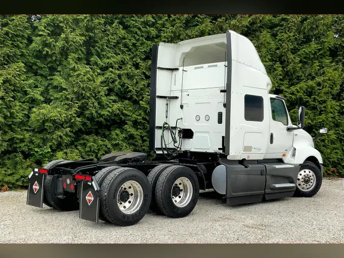 2022 INT LT625 6x4
