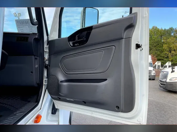 2022 INT LT625 6x44e5b631269ceb1347cbac374b6daeda8