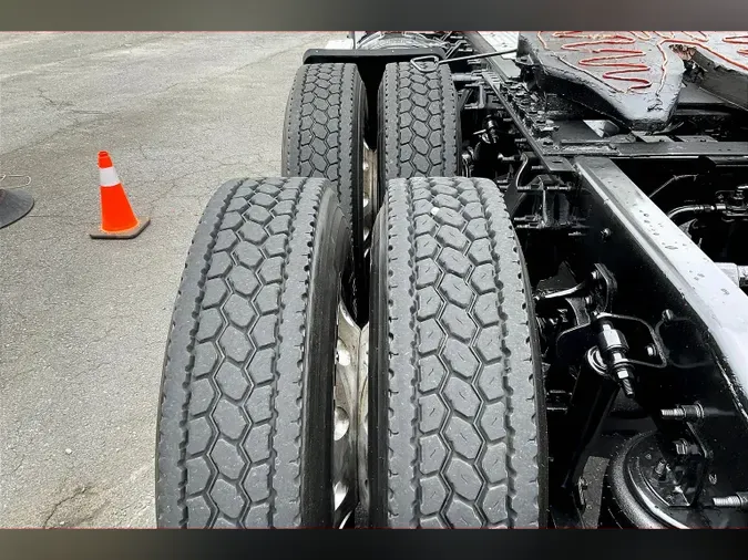2019 INT LT625 6x4