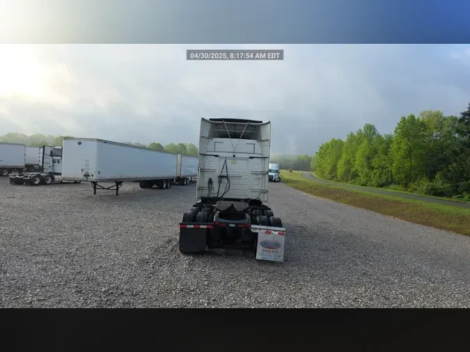 2018 Volvo VNL 740