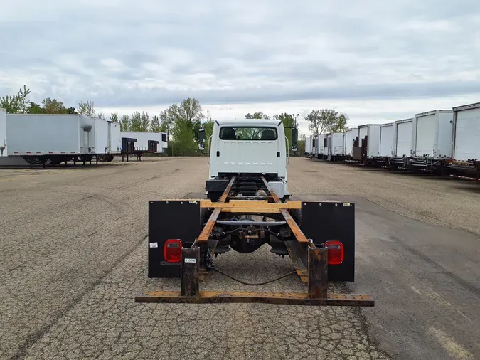 2019 FREIGHTLINER/MERCEDES M2 106