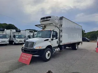 2020 NAVISTAR INTERNATIONAL MV607 (4X2)