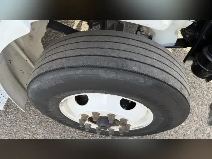 2021 FREIGHTLINER/MERCEDES M2 106